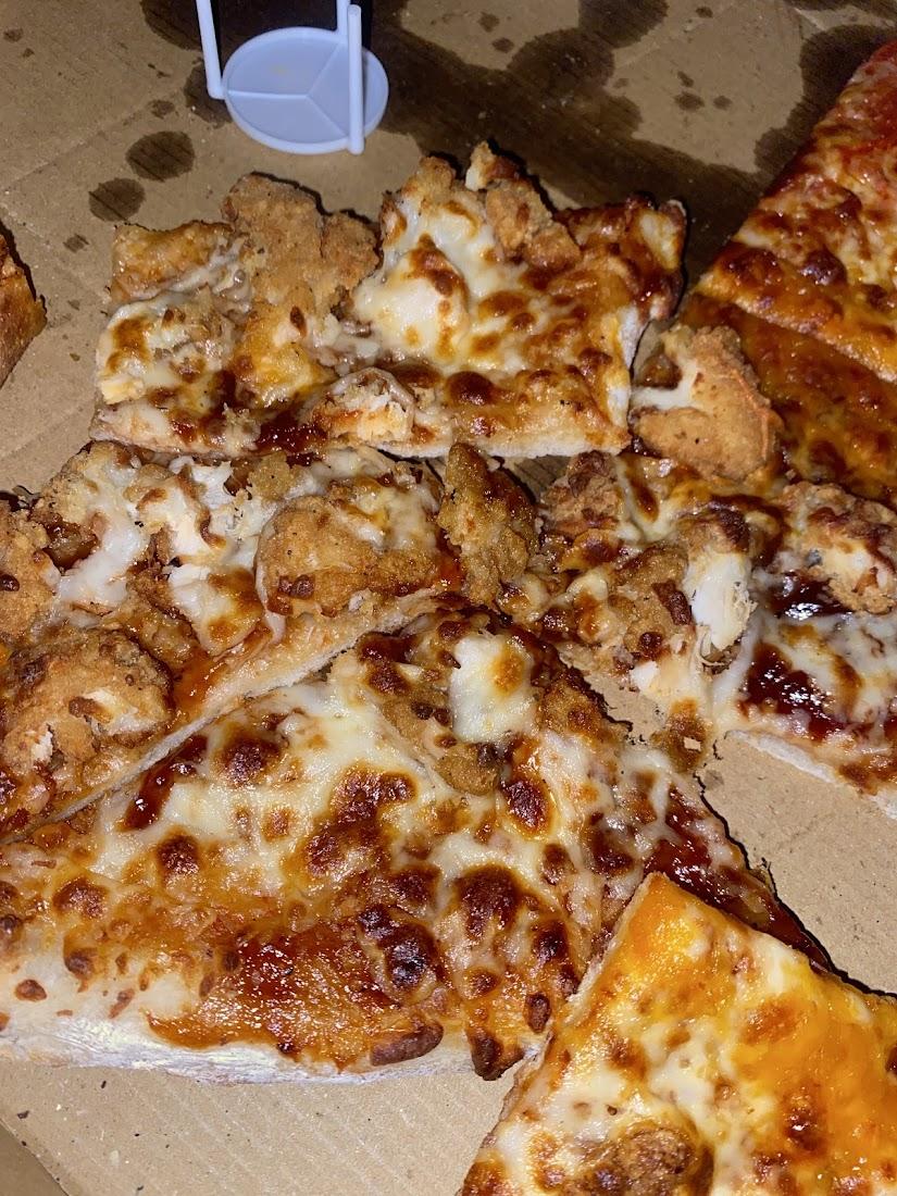 Aunt Polly's Pizza, Ribs & Chicken