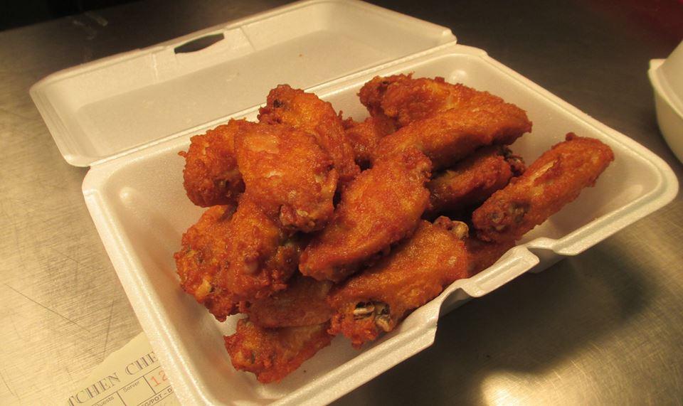 Aunt Polly's Pizza, Ribs & Chicken